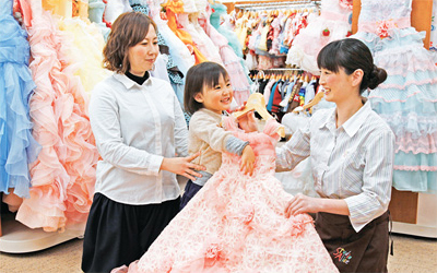 お気に入りが見つかる!豊富な衣装