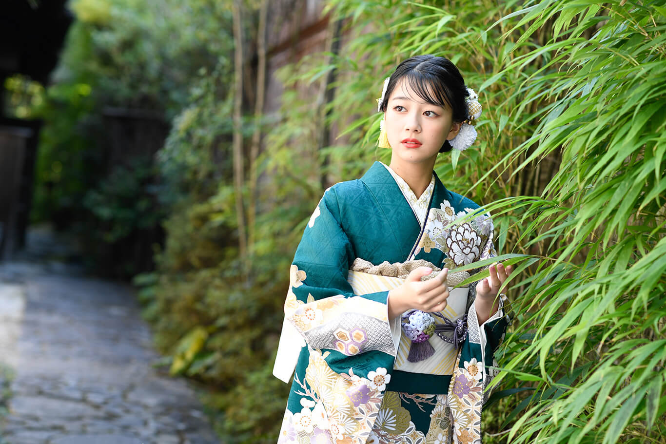 画像:美少女図鑑コラボの振袖6