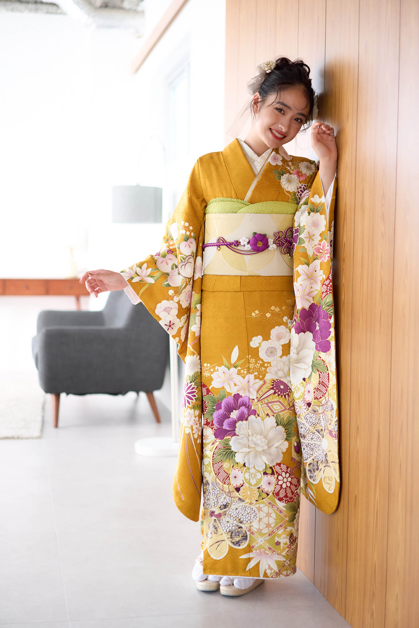 画像:美少女図鑑コラボの振袖17