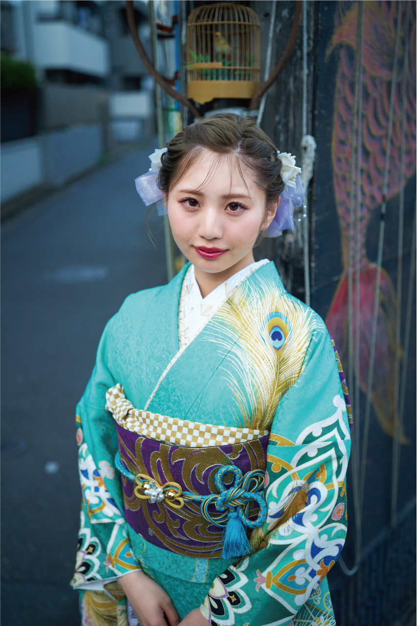 画像:美少女図鑑コラボの振袖21