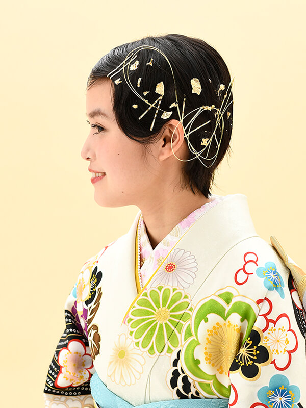 ショートヘアのサイドヘアアレンジ