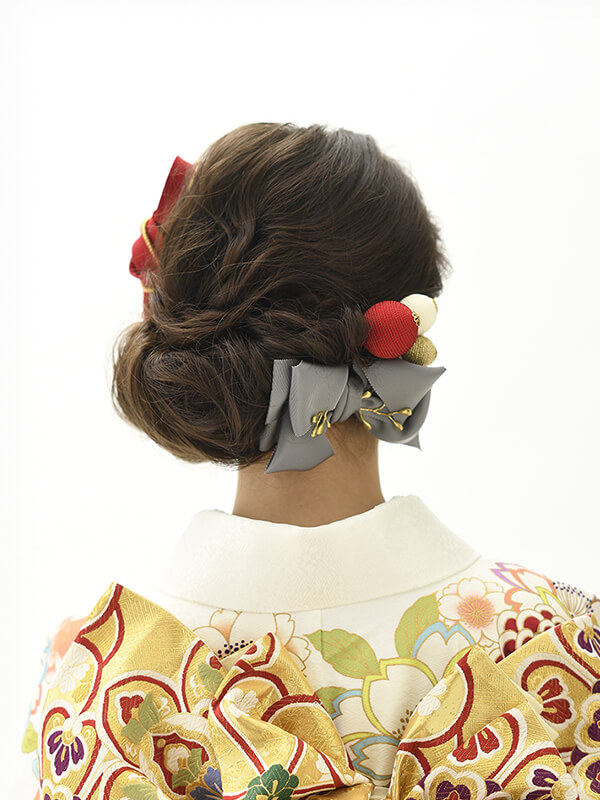 成人式振袖ロングヘア髪型・シニヨンヘア
