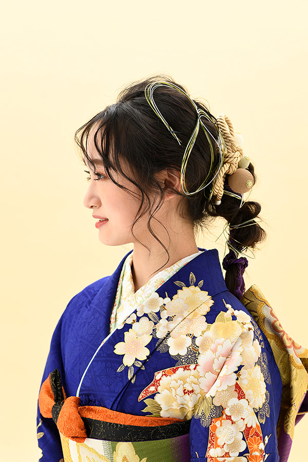 成人式の振袖髪型・ロング：ポニーテールアレンジスタイル