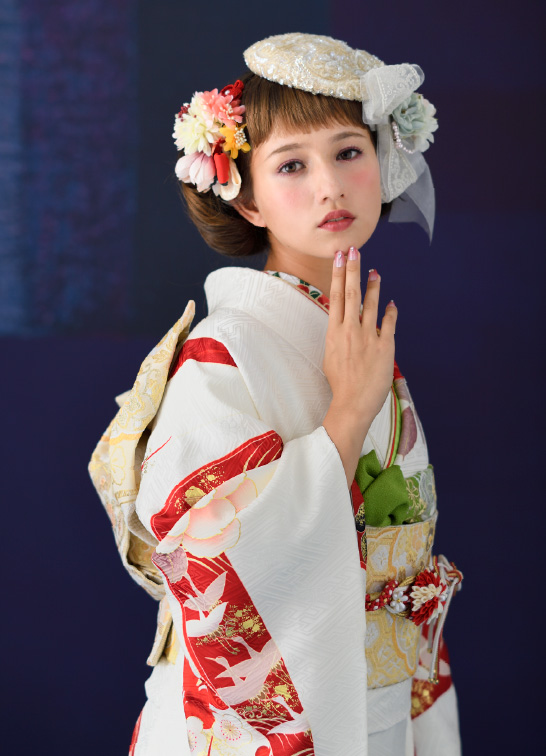 レトロモダンの振袖13