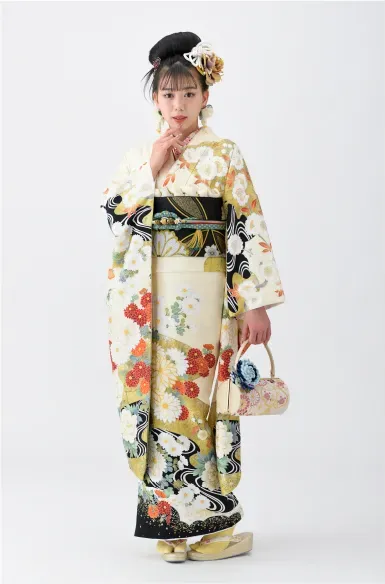 「赤」「白」カラーの振袖14