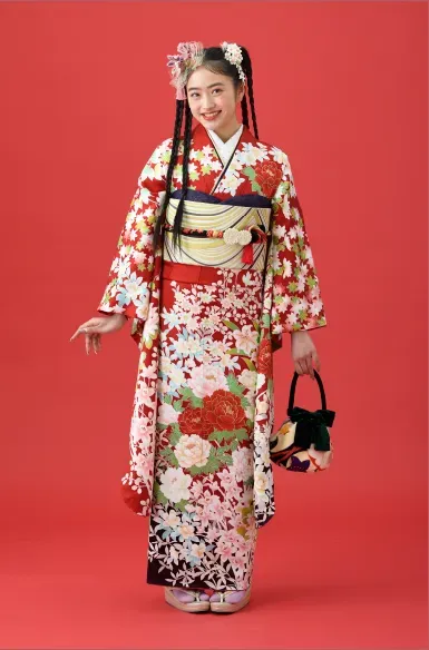 「赤」「白」カラーの振袖3