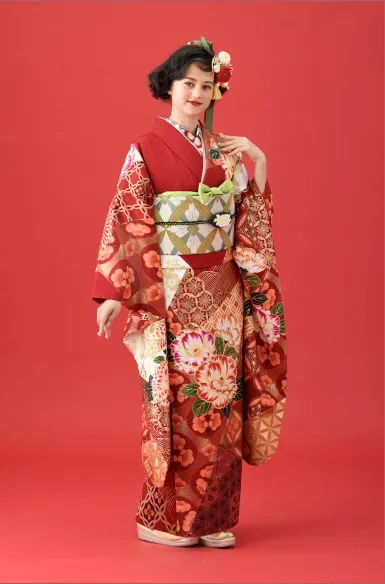 「赤」「白」カラーの振袖5