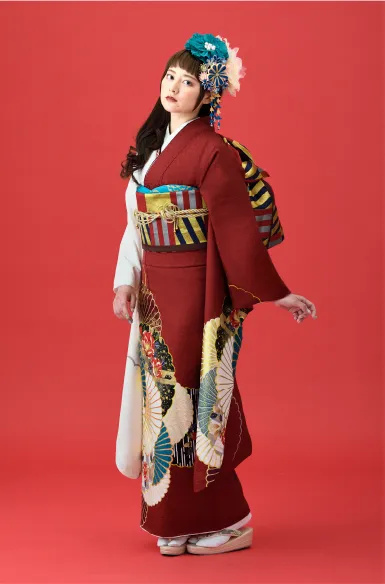 「赤」「白」カラーの振袖11