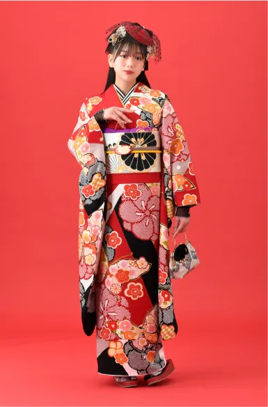 「赤」「白」カラーの振袖13