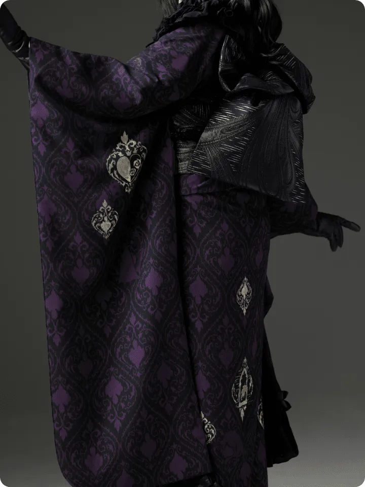 希空が着用するディズニーヴィランズ振袖 DF-G001