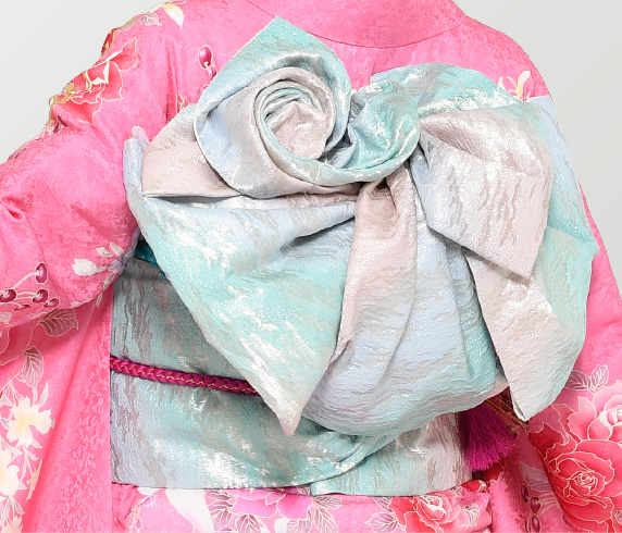 オーロラ姫振袖イメージ画像