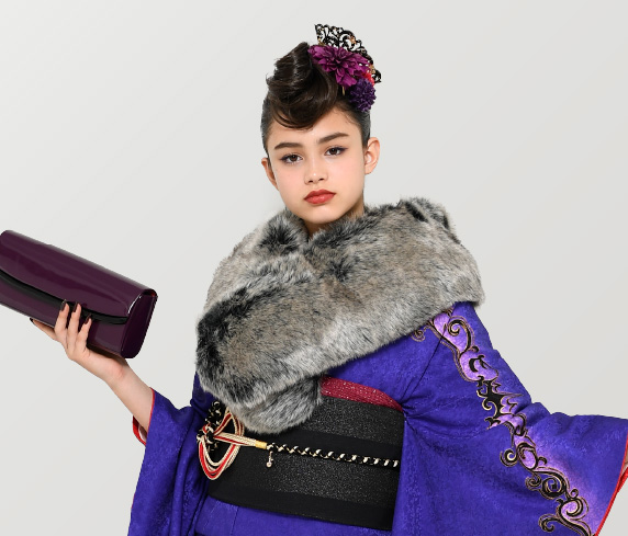 白雪姫の継母クイーン振袖イメージ画像