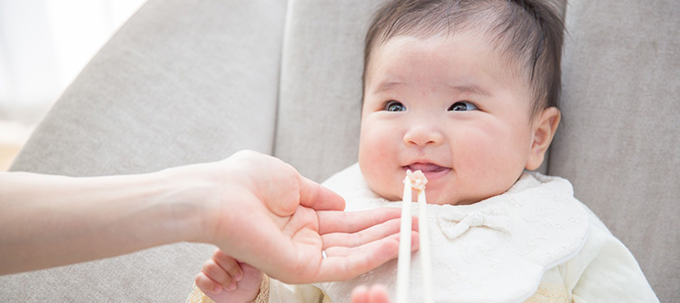 お食い初めとは？赤ちゃんの健やかな成長を願う伝統行事