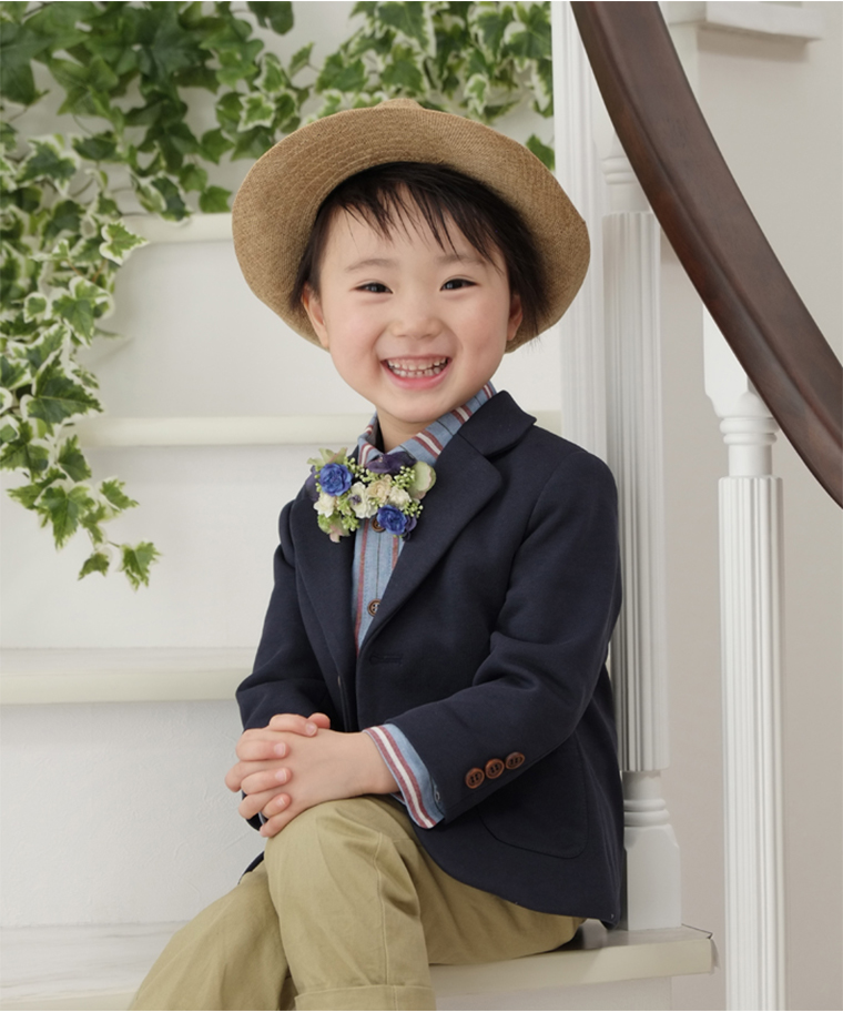 七五三 3歳男の子にぴったりな着物 こども写真館スタジオアリス 写真スタジオ フォトスタジオ 七五三 3歳男の子にぴったりな着物 こども写真館スタジオアリス 写真スタジオ フォトスタジオ