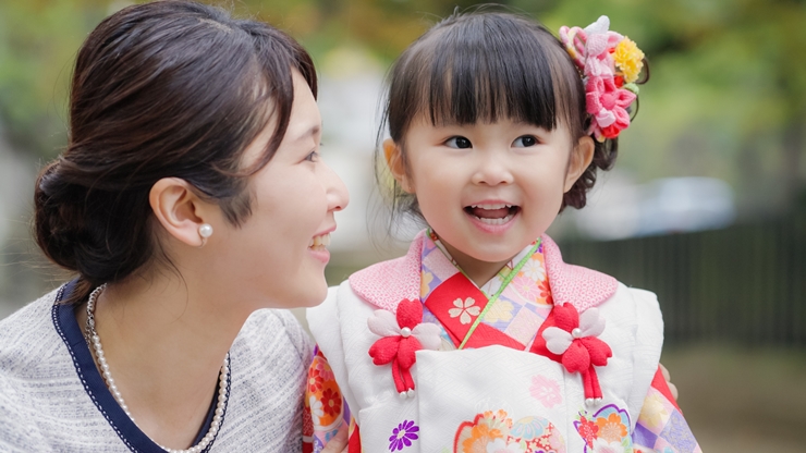 七五三のママの服装|スーツをレンタルするメリット