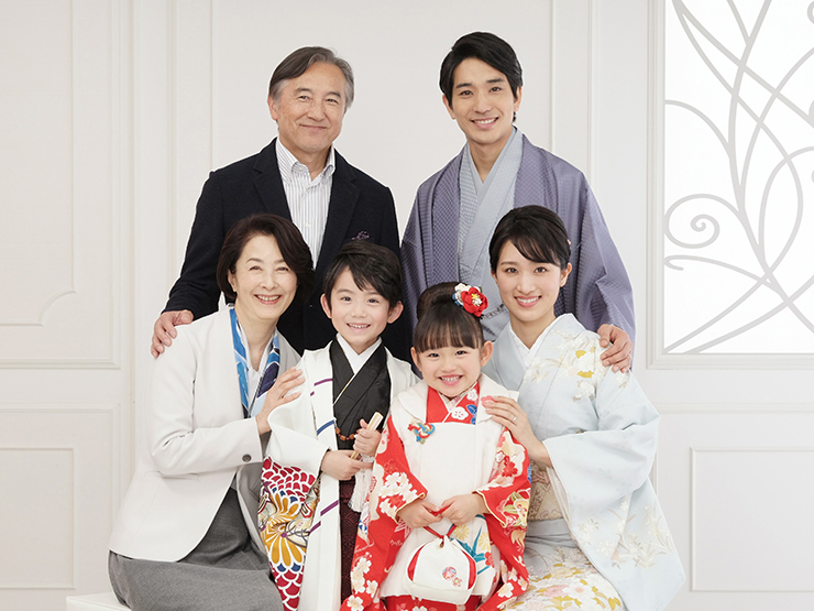 お子さまの衣装はお任せ!七五三の記念はスタジオアリスで