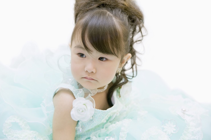 3歳の女の子の七五三|ドレス姿に合う髪型は?