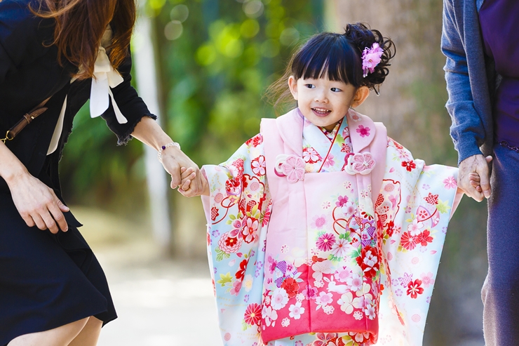 3歳の七五三はツインテールがおすすめ かわいさが引き立つアレンジ方法 こども写真館スタジオアリス 写真スタジオ フォトスタジオ