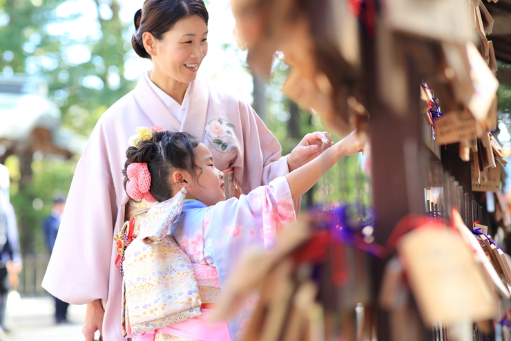 七五三で母親が着物を着る際の親子コーデアイデア