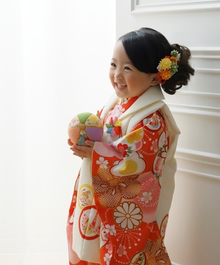 約500着の衣装からお子さまにぴったりの1着を選べる!