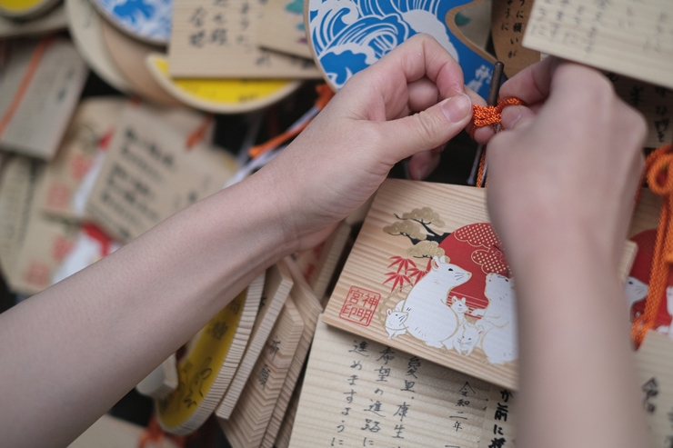 七五三の絵馬は奉納する?ご自宅で保管する?