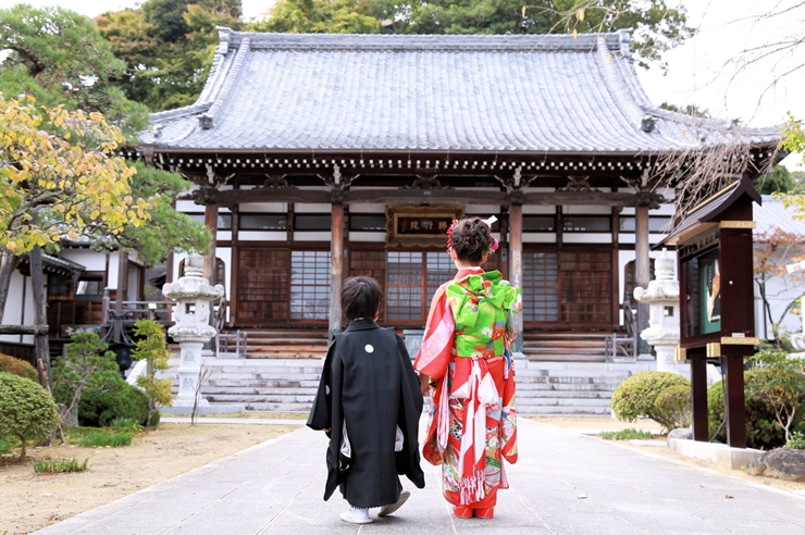 七五三の参拝は神社とお寺のどちらが正解？正しいお祝いの仕方を解説