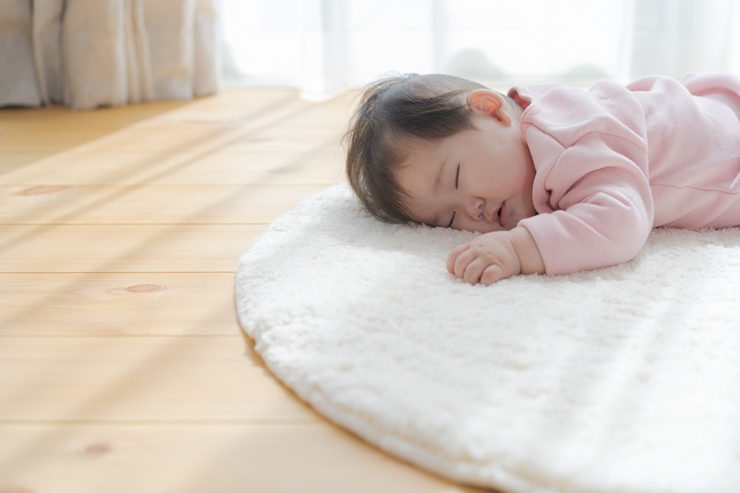 生後3カ月前に寝返りをした場合は病気の心配はある?