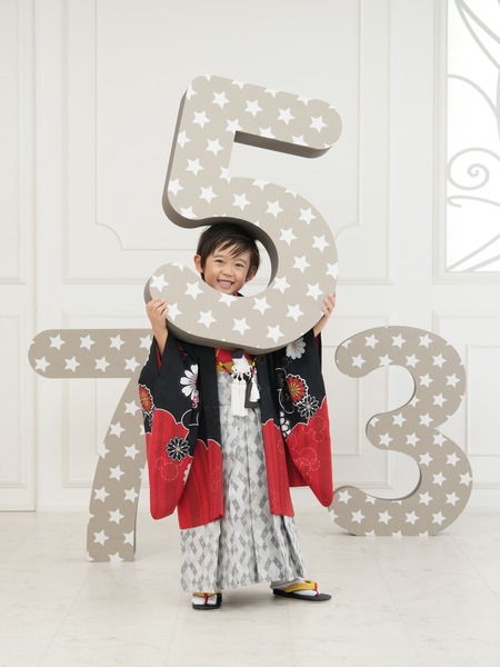 七五三の記念写真をスタジオアリスで撮影しよう!