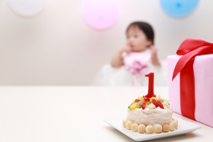 1歳の誕生日の過ごし方は？お祝いのアイデアと1歳ならではの注意点も◎