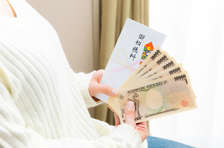 お宮参りでかかるお金を徹底解説！お祝い金や初穂料などの相場とは？