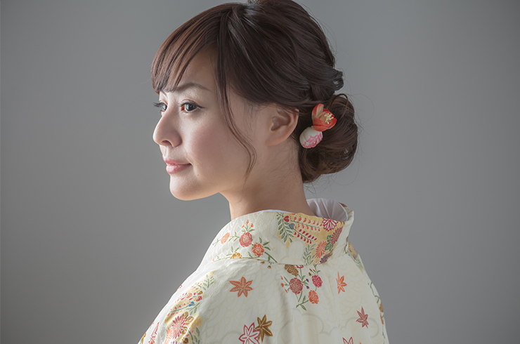 シニヨンヘアのアレンジ