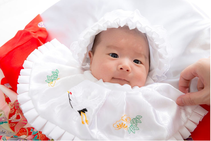 女の子のお宮参りはいつ 祝い着でとっておきの記念日を こども写真館スタジオアリス 写真スタジオ フォトスタジオ