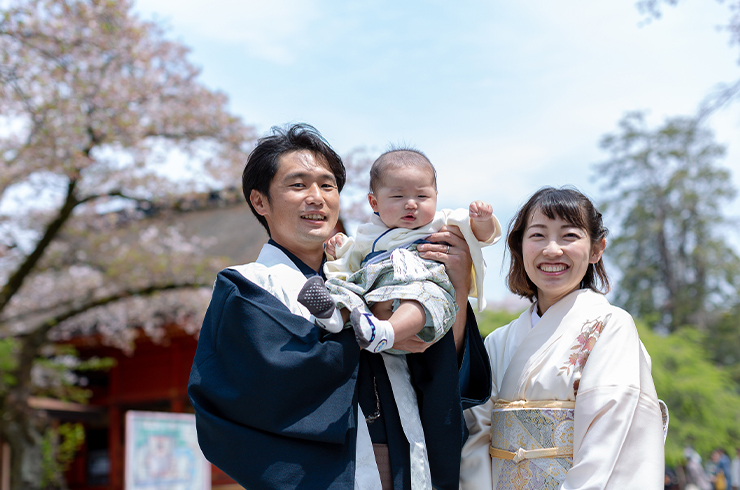 お宮参りの靴はフォーマルが基本！服装の決め手は靴選びがポイント