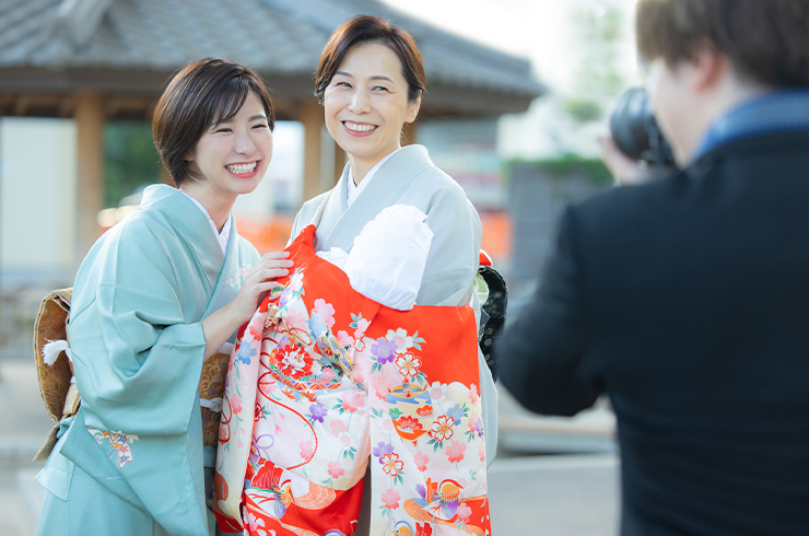 お宮参りの祖父母の服装ガイド 服装選びのポイントや注意点を解説 こども写真館スタジオアリス 写真スタジオ フォトスタジオ