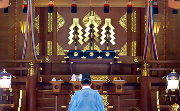 神社やお寺のご祈祷マナーを全解説！初めてのお宮参りも安心◎