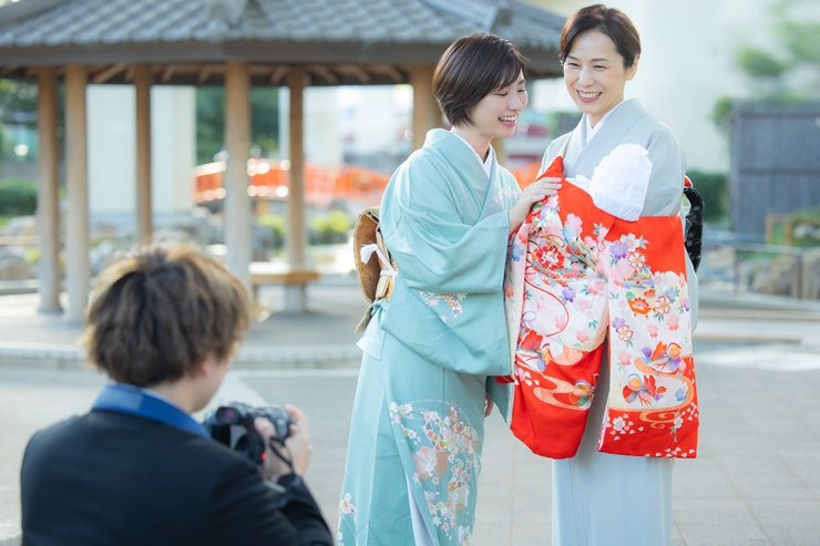 お宮参りは写真も忘れずに|撮影のポイント&写真活用のアイデア