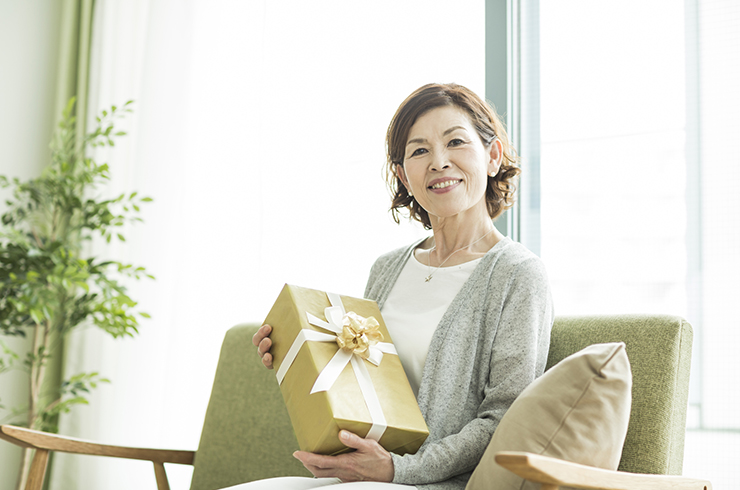 還暦祝いプレゼントの常識｜知っておきたいマナー