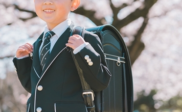 入学写真のロケーションはどこにする？失敗しないポイントや服装選び、当日の流れを解説
