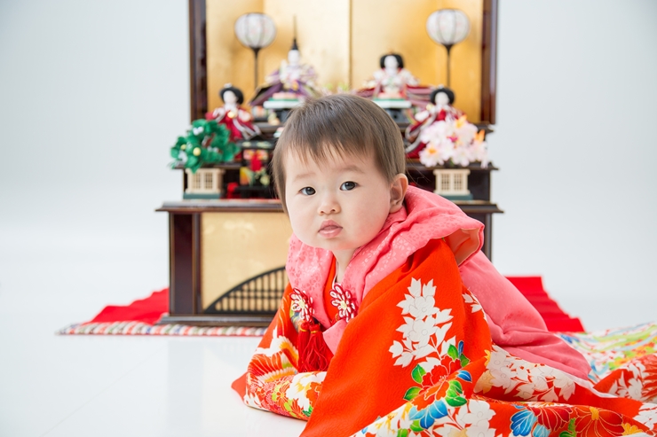 お祝い方法3：ひな祭りの思い出を写真に残す