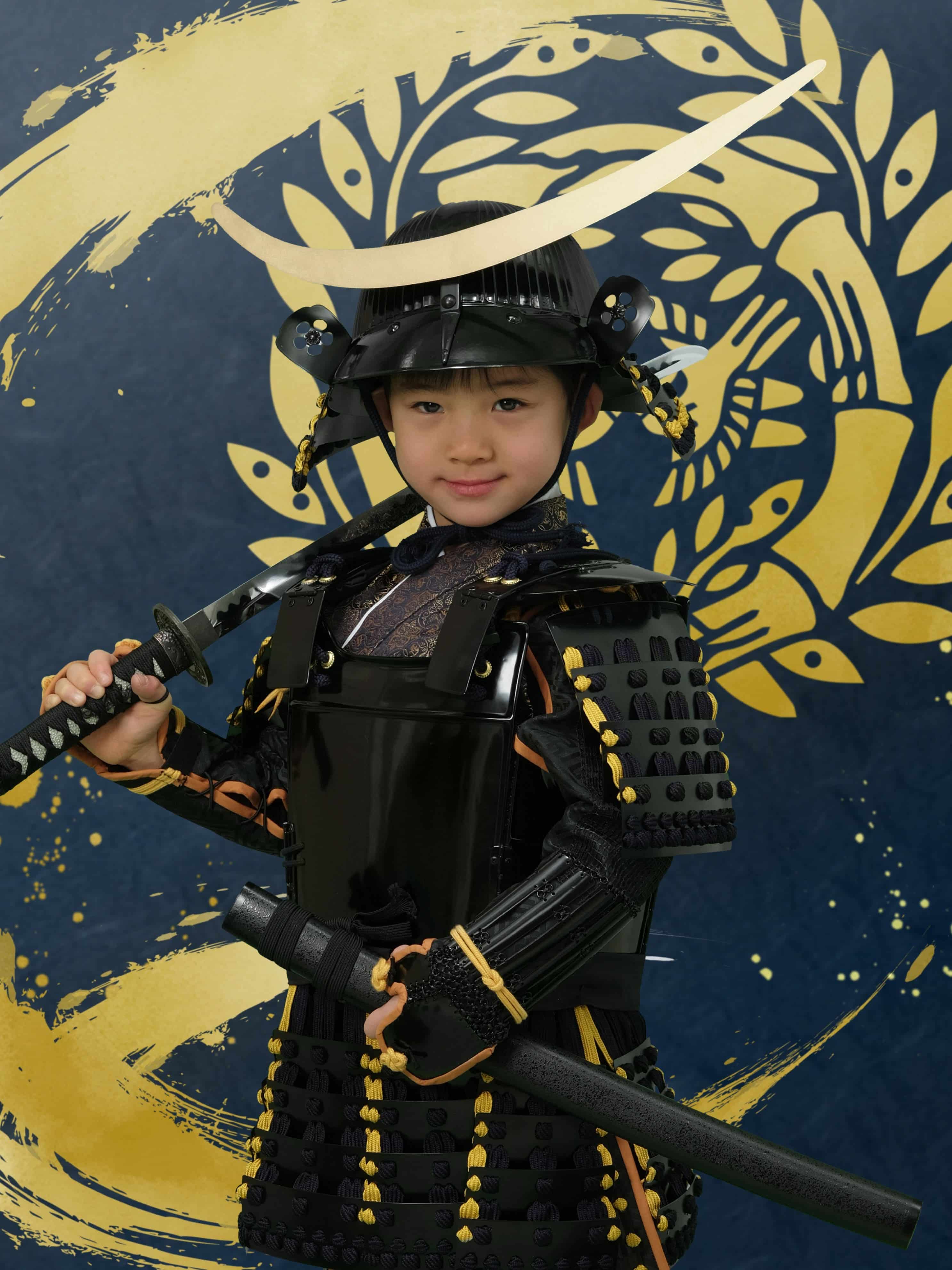 まるで戦国時代｜本格甲冑と専用背景で撮影