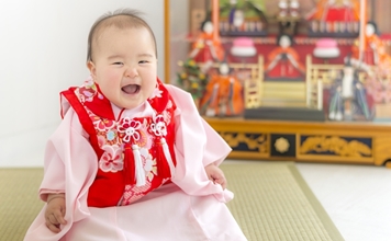 【ひな祭り】初節句のお祝いの方法や準備まで総まとめ