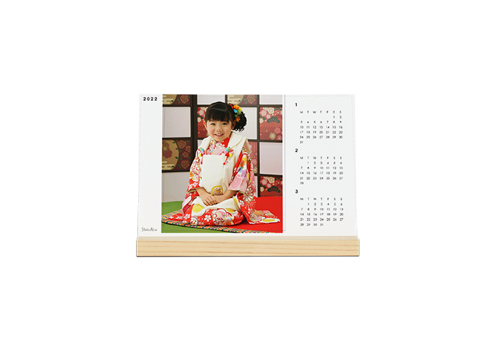 卓上カレンダー 4カット木製スタンド付き